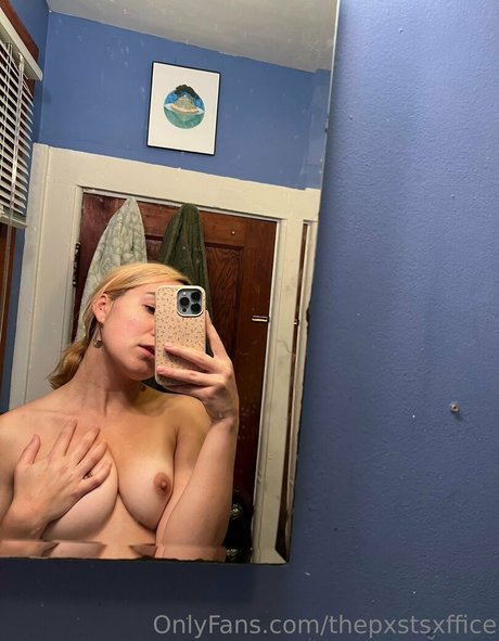 Erin Postsoffice Neue geleakte OnlyFans-Inhalte