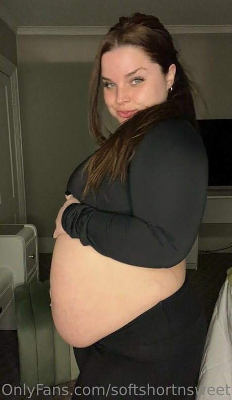 softshortnsweet OnlyFans Nacktfotos