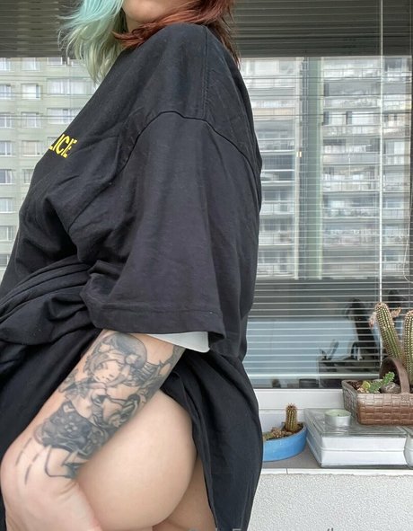 locorory Nacktbilder von OnlyFans