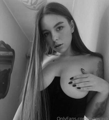 anna nyzovaya OnlyFans Leak