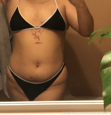 benadryldreams OnlyFans Beiträge