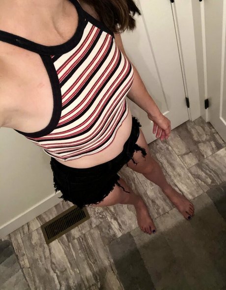 KittenShrooms OnlyFans Nacktbilder