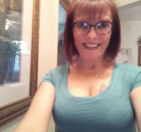 horneywife premium Nacktbilder von OnlyFans