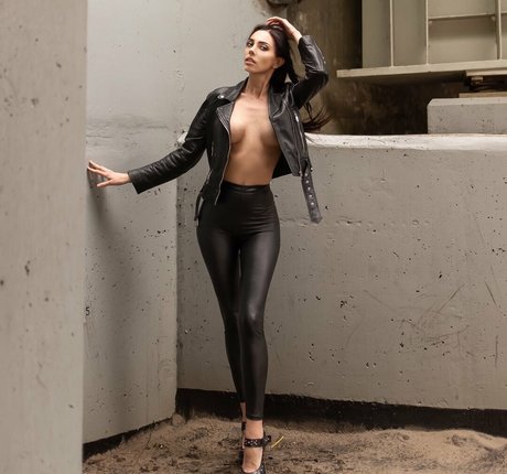 Miss Electric Nackt OnlyFans