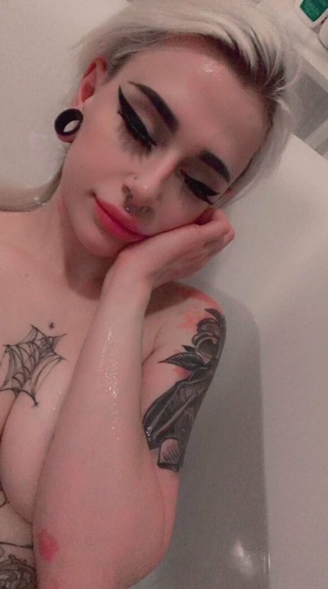 meh danni OnlyFans XX