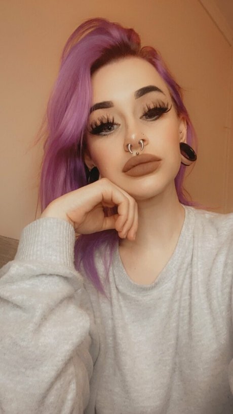 meh danni OnlyFans-Pornos