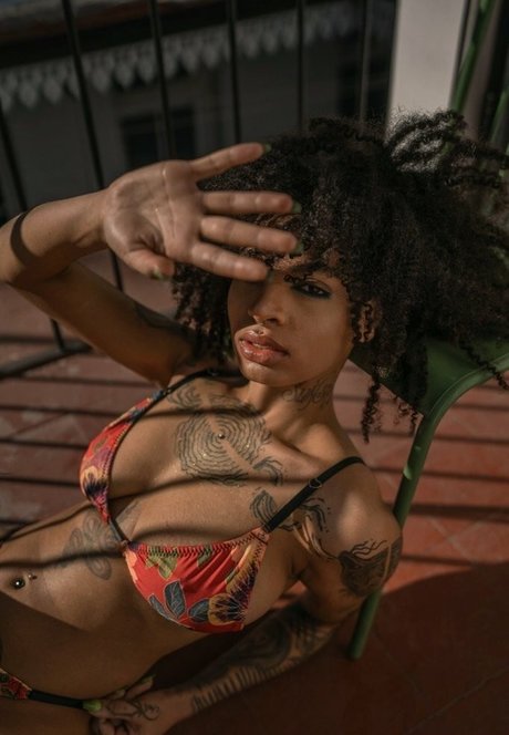 Molive Nacktbilder von OnlyFans