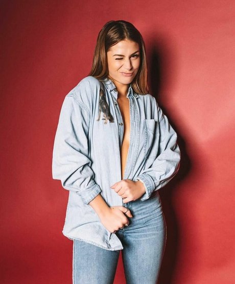 Emmily Mello OnlyFans geleakt