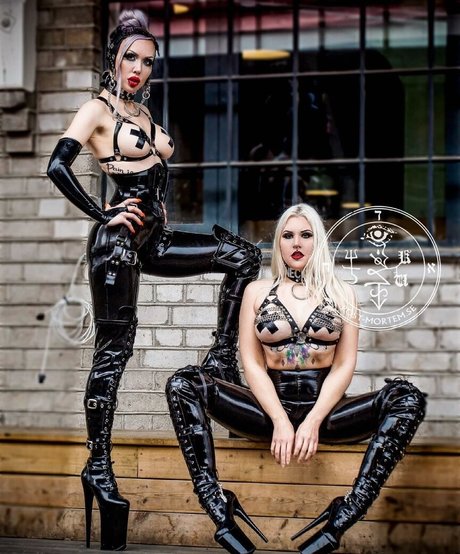 My Little Vronie OnlyFans-Bilder