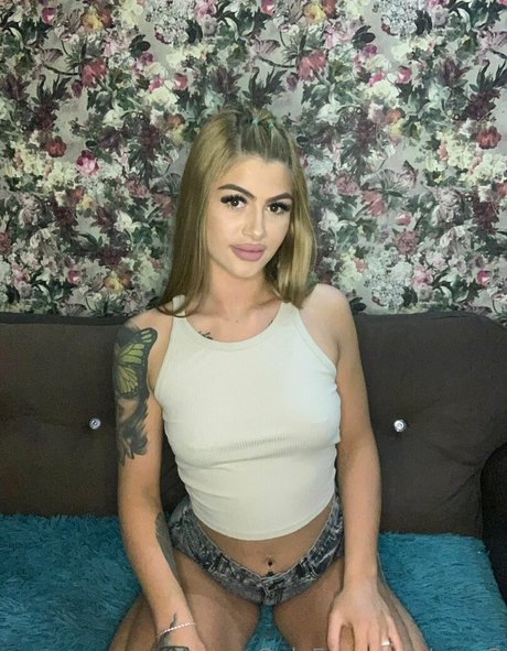 susy3 OnlyFans Inhalte