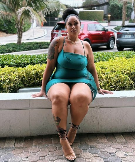 FitAndFancy_ OnlyFans nackte Brüste