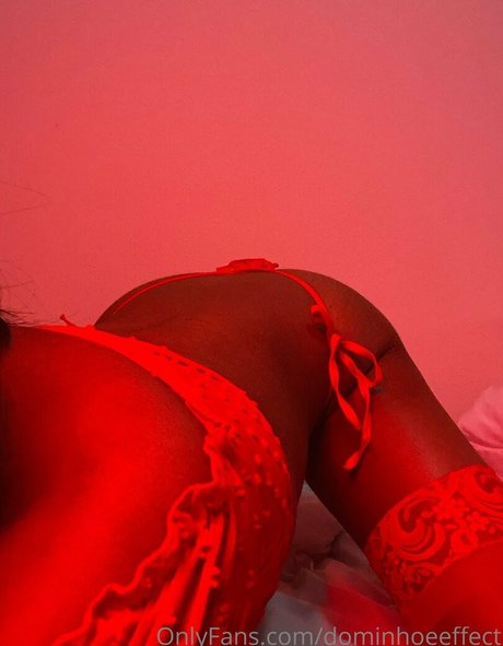dominhoeeffect Nackt