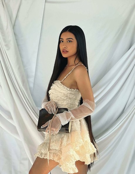 eyoung OnlyFans Nacktbilder geleakt