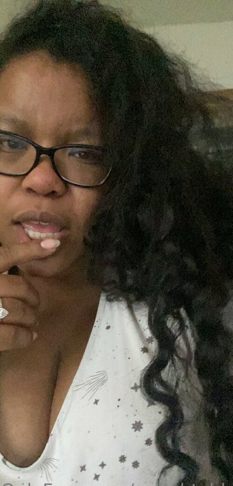 naughtybbw462606 OnlyFans Leaj