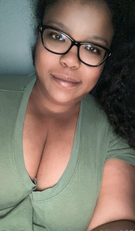 naughtybbw462606 OnlyFans Nacktbilder geleakt