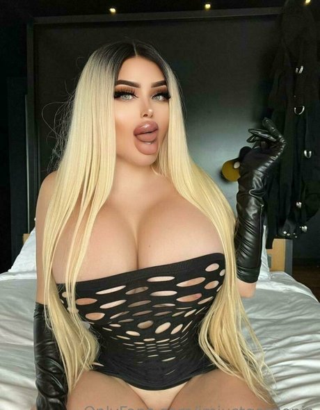 imjustgardenia OnlyFans geleakte Brüste