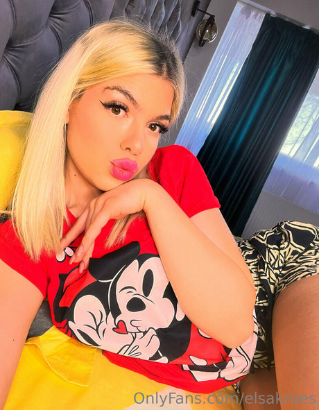 elsakroes OnlyFans