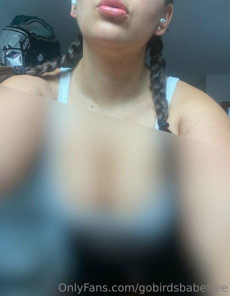 gobirdsbabefree OnlyFans Model Fotos