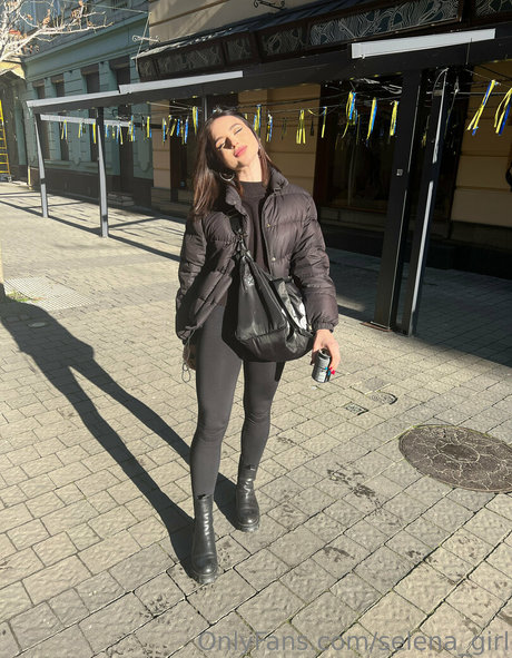 selena girl Nacktpornos von OnlyFans geleakt