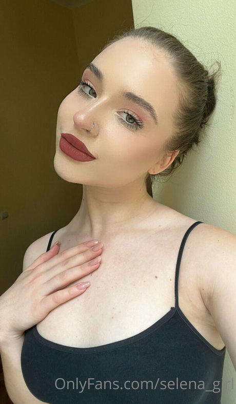 selena girl OnlyFans-Komplettinhalte