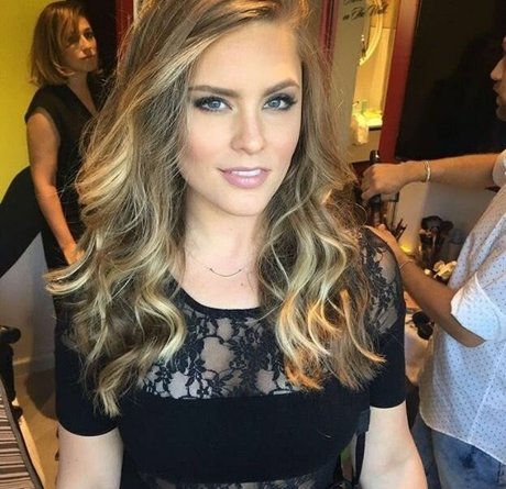 Sara Hopkins OnlyFans Pornografie