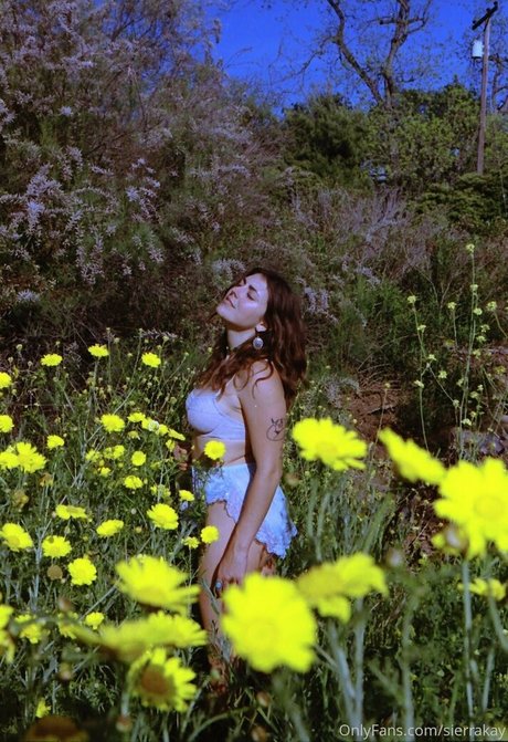sierrakay OnlyFans Nacktbilder