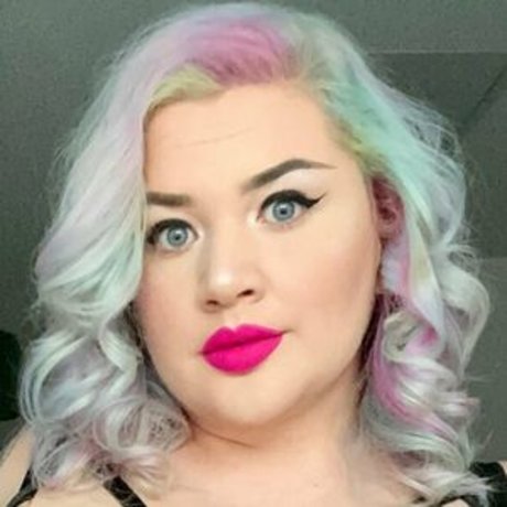 Curvysjay Nacktbilder OnlyFans