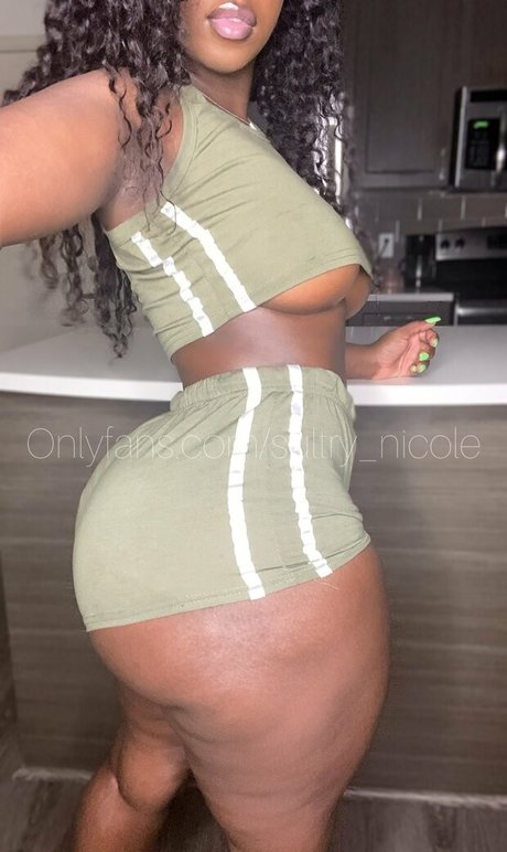 sultry nicole1 OnlyFans-Bilder