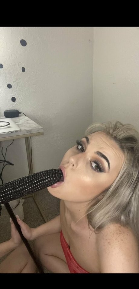 rawmisshoney OnlyFans Nacktbilder