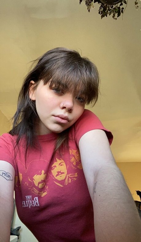 nikkiinatural OnlyFans Bilder