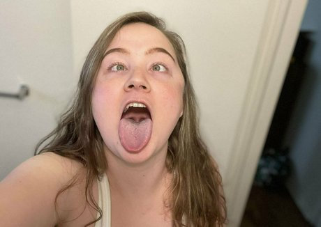 toxicallietongue Oben ohne OnlyFans