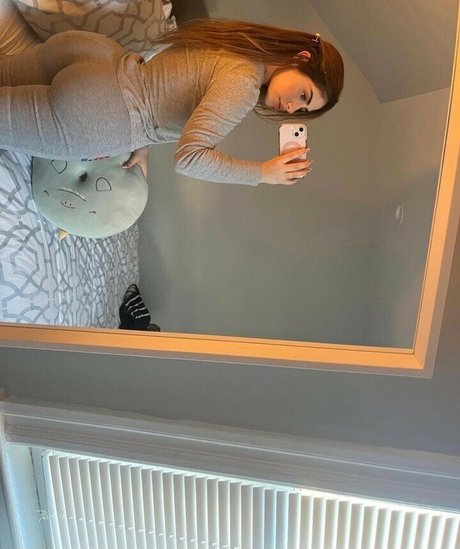 NinaGonz OnlyFans geleakter Pornografie