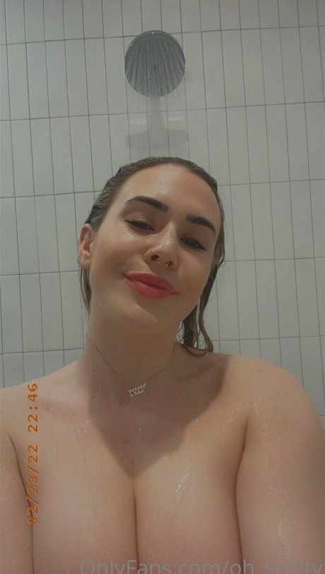 tandapp OnlyFans Model Bilder