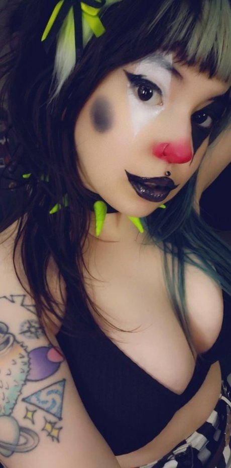 Knives Nacktbilder OnlyFans Leak