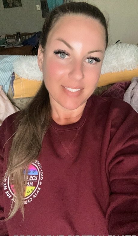 firstmilfmate Nacktbilder auf OnlyFans