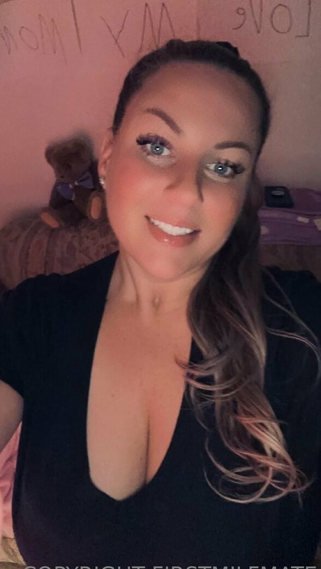 firstmilfmate Nackt OnlyFans