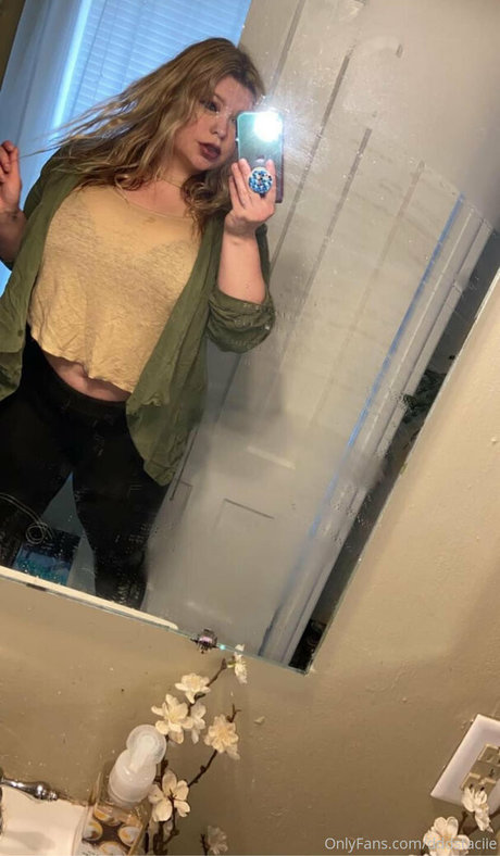 dddstaciie OnlyFans Strip