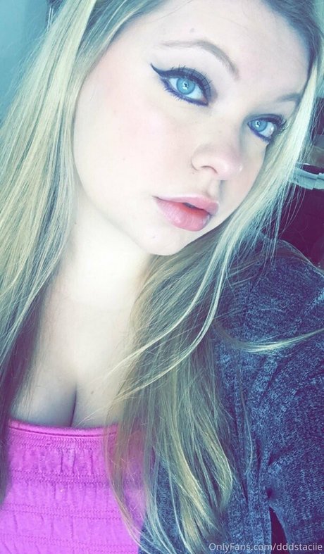 dddstaciie Nacktbilder OnlyFans geleakt