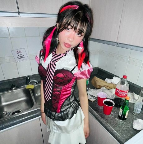 Olivia Sun Model OnlyFans Foto