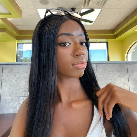 Luhmulaa OnlyFans Nacktbilder