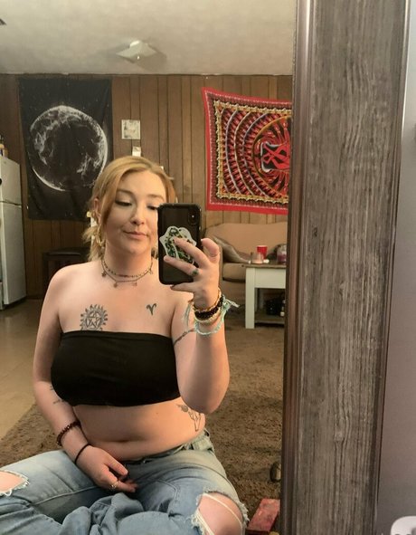 autumnb99 OnlyFans Lesbisch