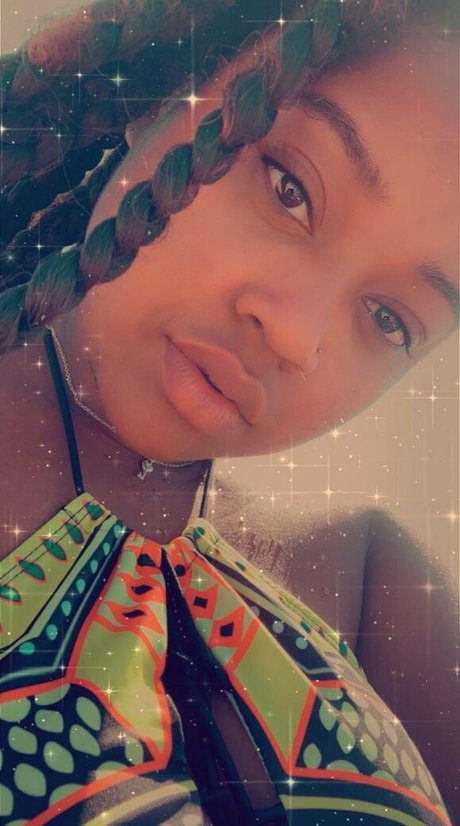 shortstacc Nacktbilder OnlyFans