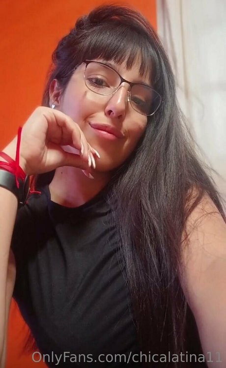 chicalatina11 OnlyFans gratis