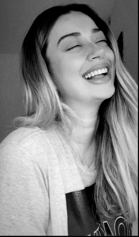 Angeline Sant Nacktpornos von OnlyFans geleakt