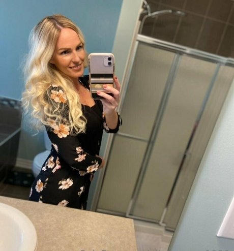 Olivia Anne 1990 Nacktbilder OnlyFans Geleakt