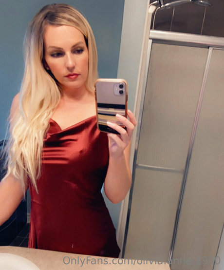 Olivia Anne 1990 OnlyFans Leak