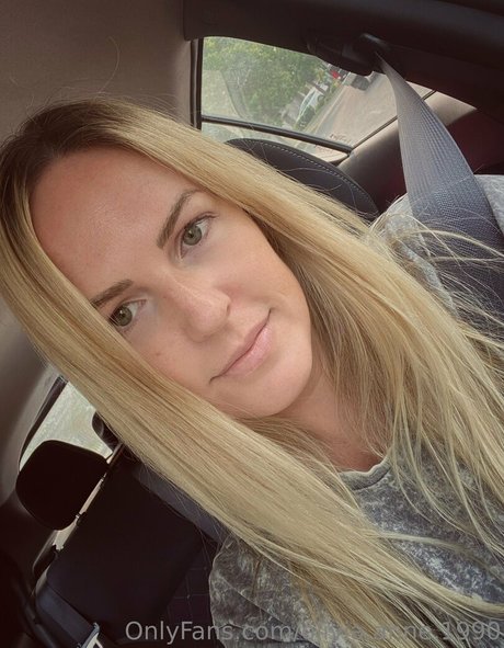 Olivia Anne 1990 OnlyFans Pornografie