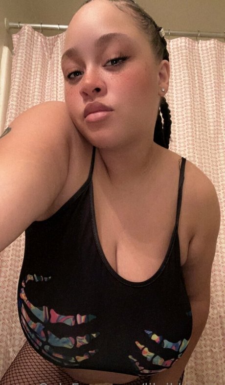 lilnikkirena Profilbild