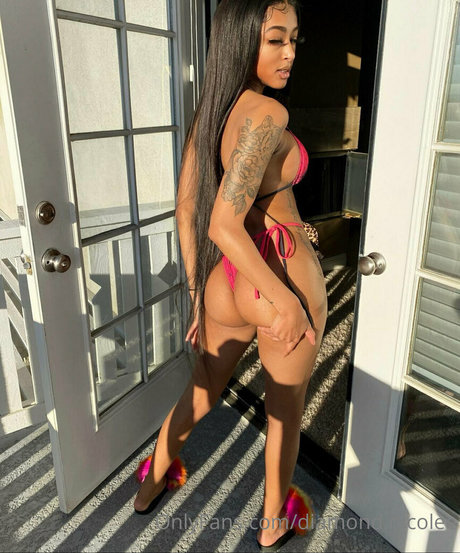 diamond nicolee OnlyFans Leaj