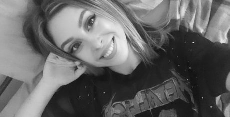 bluevelvetfreenudes OnlyFans Striptease